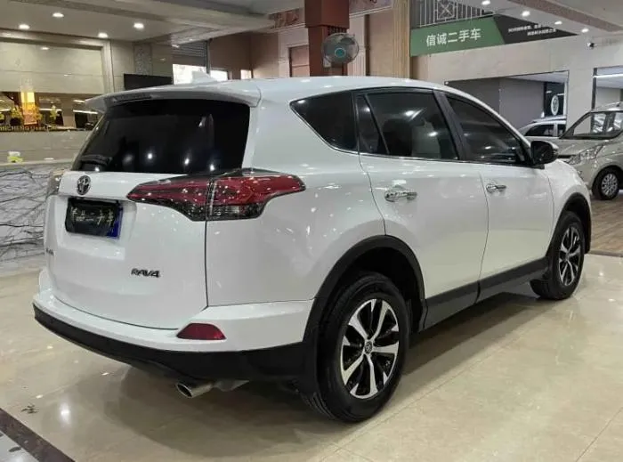 Toyota RAV4 2018 (2.0L CVT)